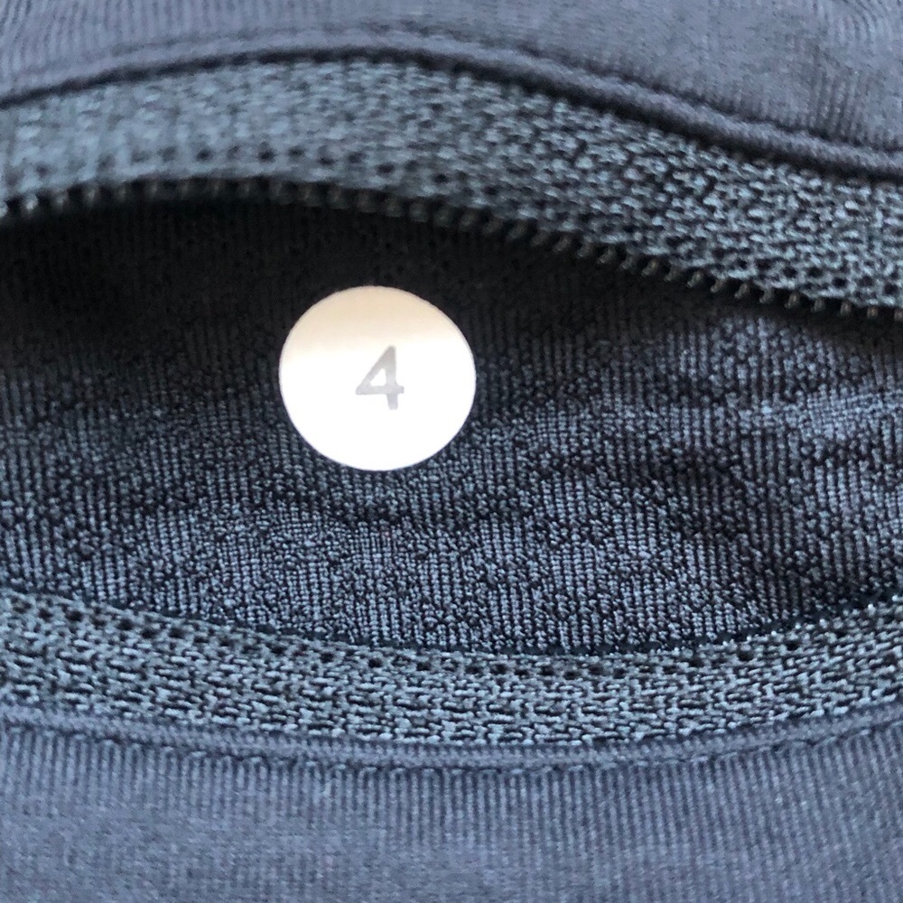 Lululemon Speed Short - Picture 10 of 11